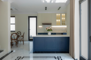 מטבח בעיצוב ייחודי ומסוגנן - המטבח התכלת המעושן שיגרום לכם להתאהב